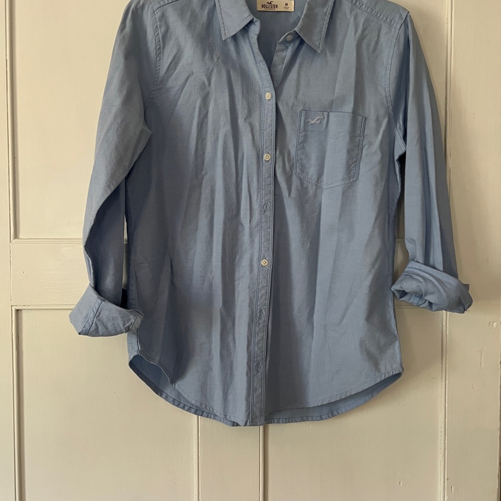 Hollister woman’s Light Blue Button-Down Shirt